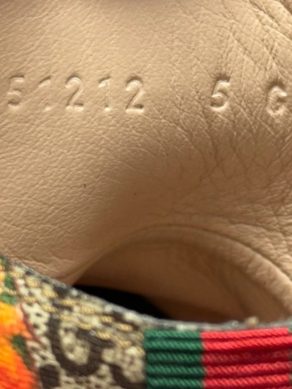 Gucci gg supreme